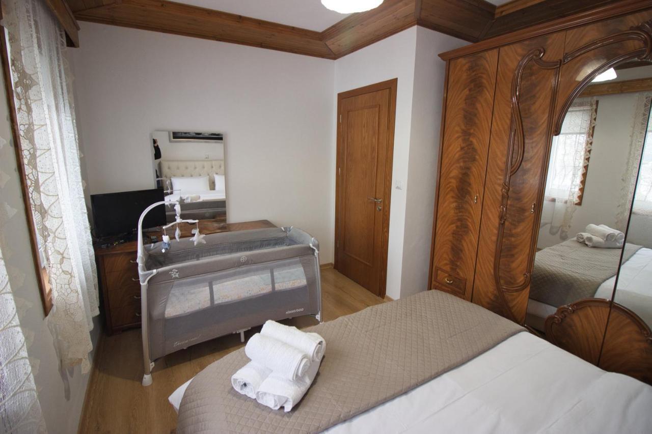 Apartment Emblematic House 3 *